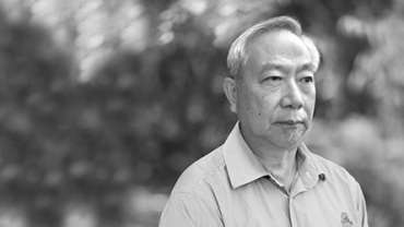 Charlie Chow Charlie Chow